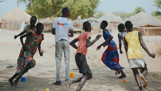 220227_WCH_SS_Teamupgames_Borvillage_NDH