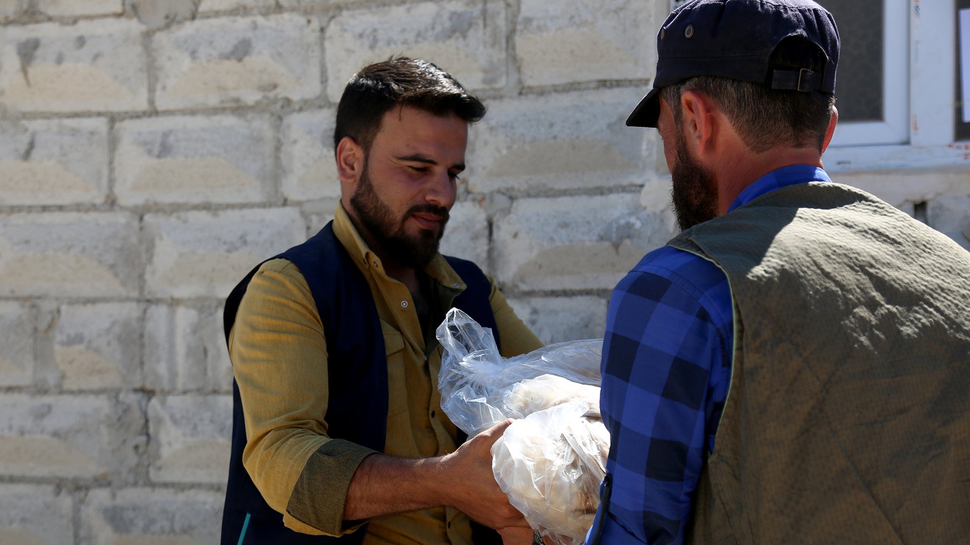 War Child is providing bread to Syrian families affected by the earthquakes in Syria